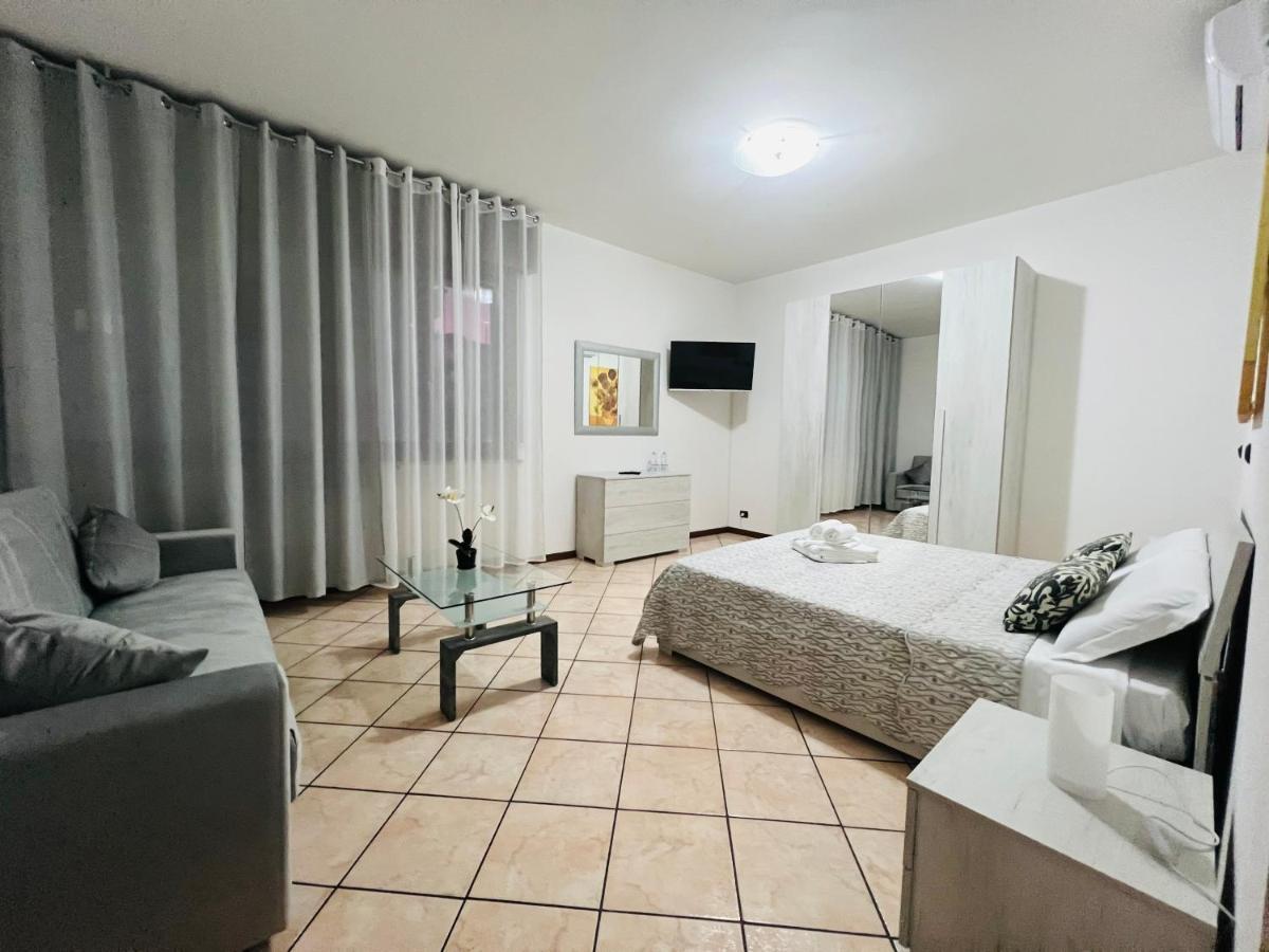 Casa Vacanza Elena 2 Verona Eksteriør billede
