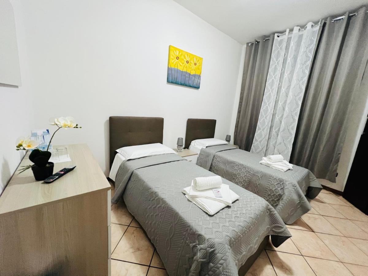 Casa Vacanza Elena 2 Verona Eksteriør billede