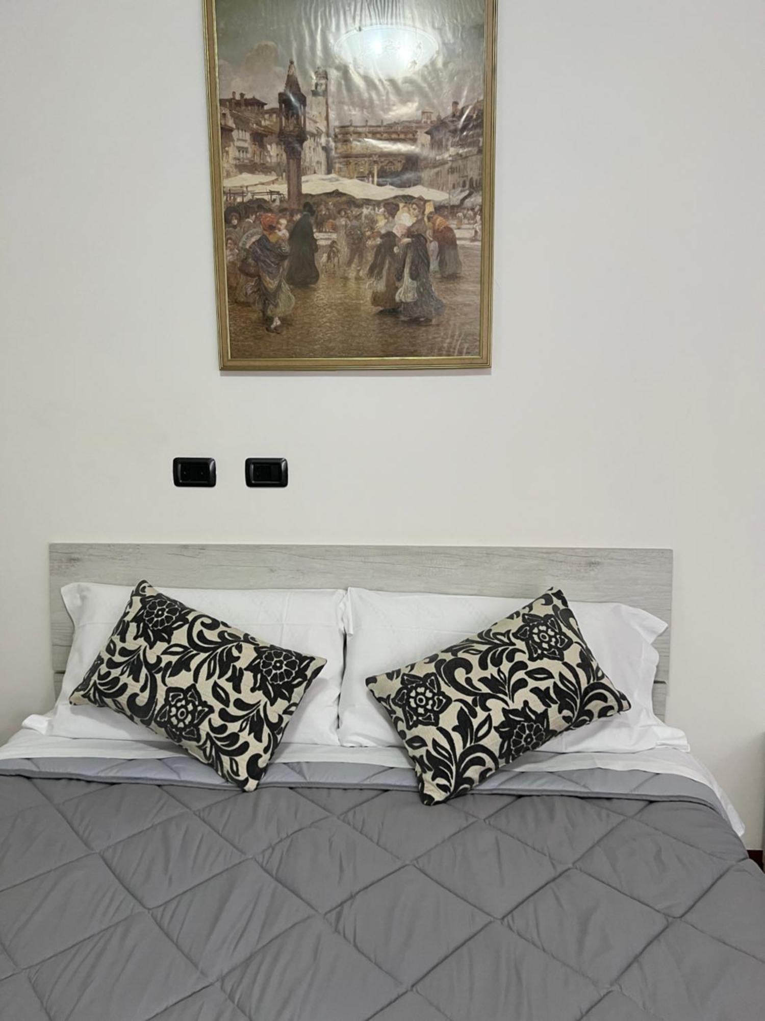 Casa Vacanza Elena 2 Verona Eksteriør billede